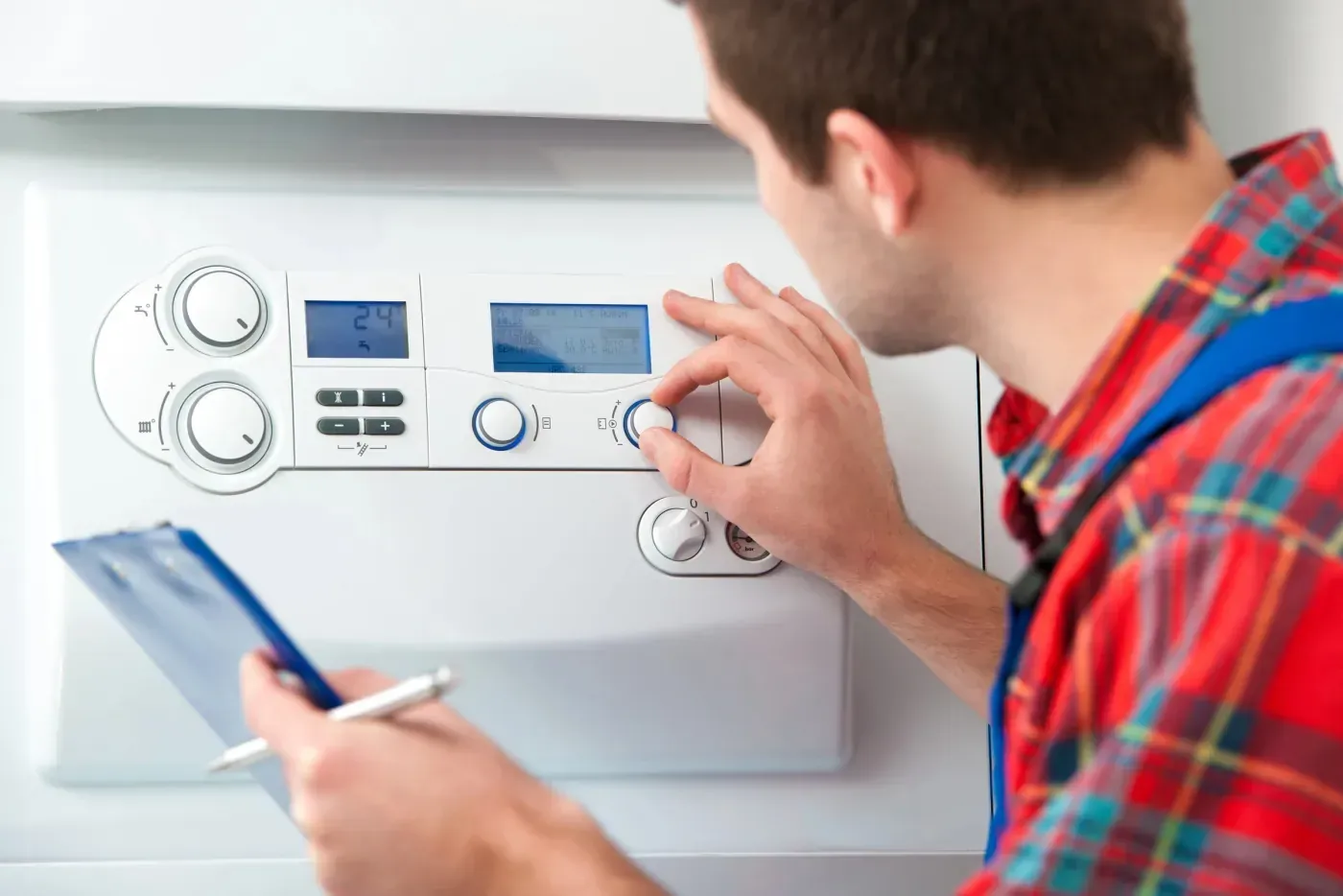 Réglage des modes chaud et froid d'une climatisation réversible dans un pavillon du Bourget